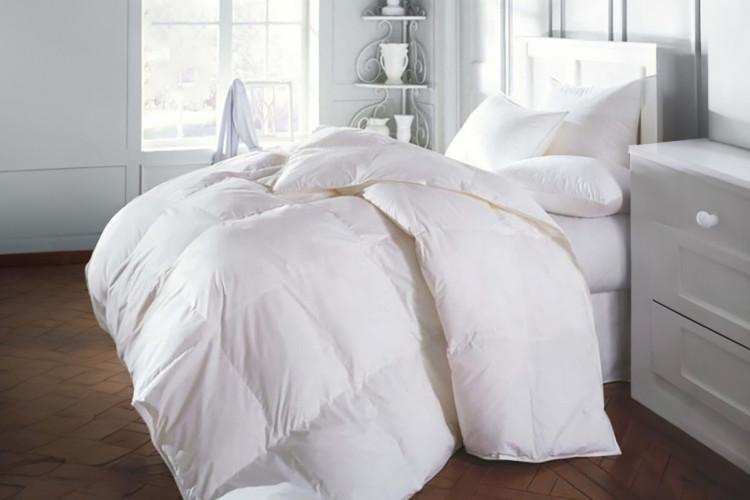 Duck Feather Duvet - King Duvets - 1